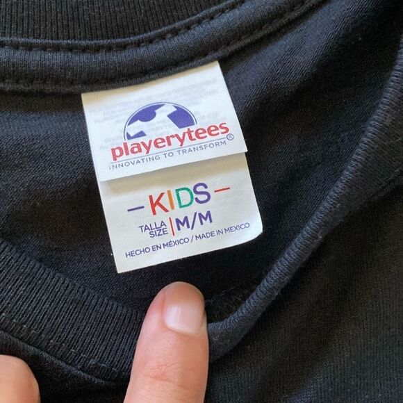 Boys T-Shirt El Lloron Black size Medium - Picture 2 of 3